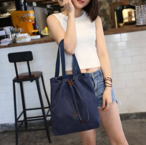 Lựa chọn loại túi phù hợp với bản thân, hoặc người bạn tặng, hay nếu bạn mua quà quảng cáo công ty cũng nên tùy đối tượng hướng tới mà chọn loại túi phù hợp.