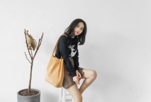 Hiện nay, túi vải bố có nhiều kích thước khác nhau, có kiểu đứng, kiểu nằm ngang, túi dây rút, túi đục lỗ, túi quai xách....