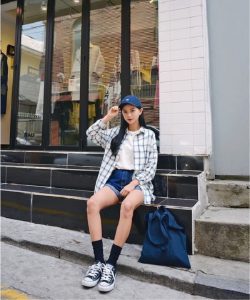 Túi vải bố rất dày, độ bền đặc biệt cao nên thích hợp cho việc mang theo trong những chuyến đi xa và cần phải mang theo nhiều đồ đạc