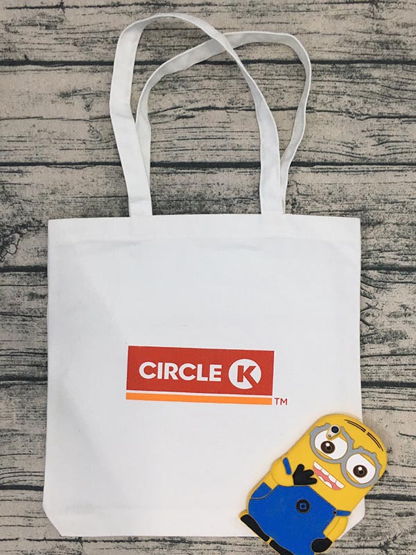 In túi canvas vải bố không chỉ là phương pháp đảm bảo tính thẩm mỹ cho sản phẩm mà còn là cách làm tăng giá trị sản phẩm, đồng thời kích thích thị trường tốt hơn.