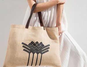 Túi vải đay đang mang lại lợi ích cho người dùng và nhà sản xuất.