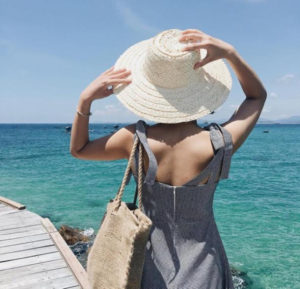 Túi vải đay sử dụng vào nhiều mục đích khác nhau trong đời sống và trong các lĩnh vực từ giáo dục đến kinh doanh.