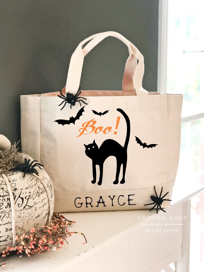Túi vải bố Halloween chất lượng, hữu ích, thân thiện với môi trường được sản xuất và phân phối trực tiếp bởi Trí Việt.
