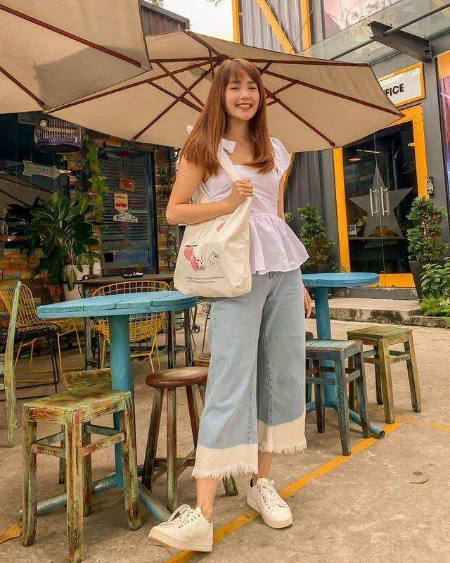 Việc sử dụng túi vải bố trong những chuyến du lịch sẽ góp phần không nhỏ để hạn chế rác thải nhựa.