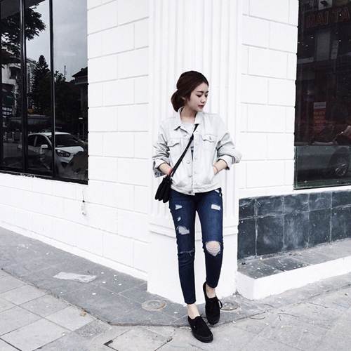 Đeo túi canvas ngang eo tạo nên style gọn gàng, khỏe khoắn và vóc dáng thanh thoát hơn
