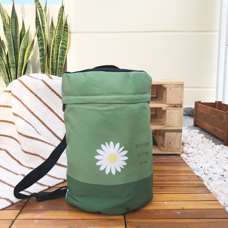 Balo vải canvas hình trụ (ống) tại Trí Việt- đem đến cho quý khách hàng sự hài lòng cao nhất.