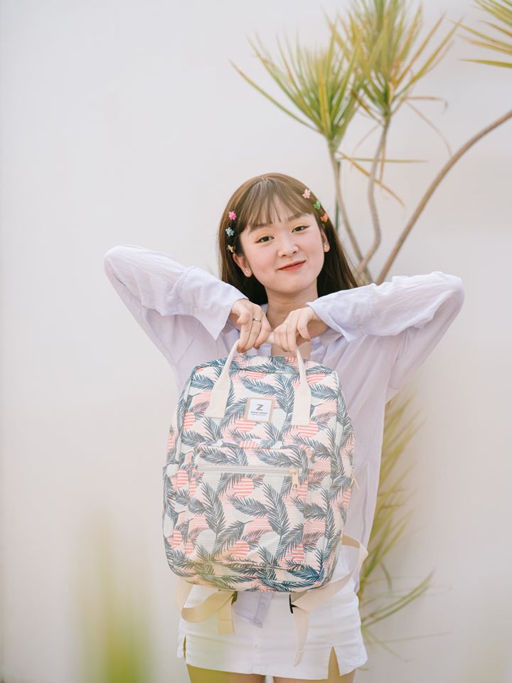 Balo canvas mang đến một phong cách hiện đại cho người sử dụng và mang lại sự đơn giản, trẻ trung cho người sở hữu, được nhiều đối tượng khách hàng khác nhau tin dùng.