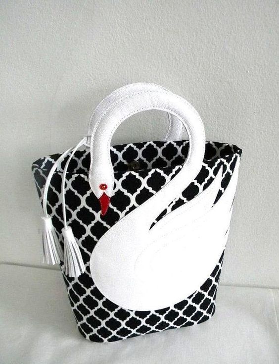 Túi vải canvas các loại chất lượng, hữu ích được sản xuất và phân phối trực tiếp bởi Trí Việt.