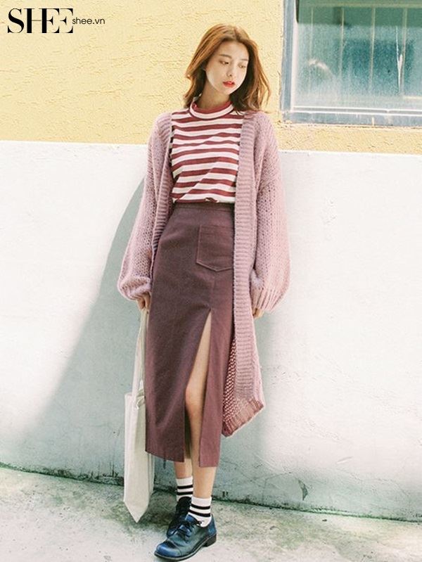 Set đồ vô cùng năng động cùng chiếc túi canvas