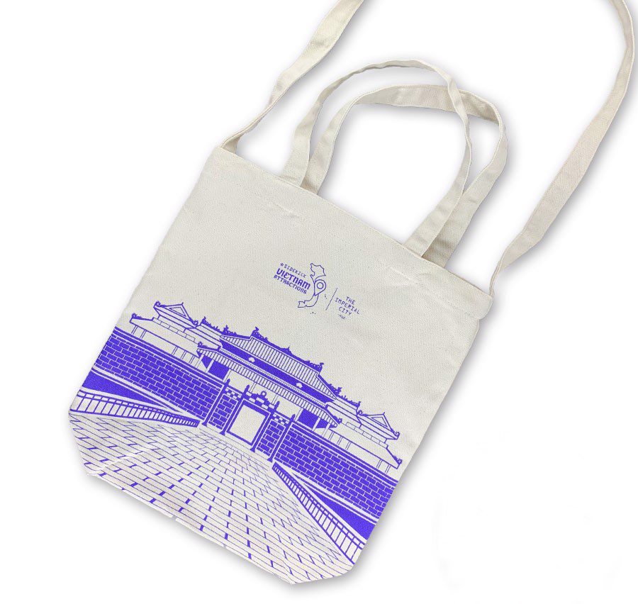 những chiếc túi vải canvas trong bộ sưu tập Vietnam Attractions in hình các địa danh Việt Nam thể hiện tình yêu với từng mảnh đất mà bạn đặt chân tới