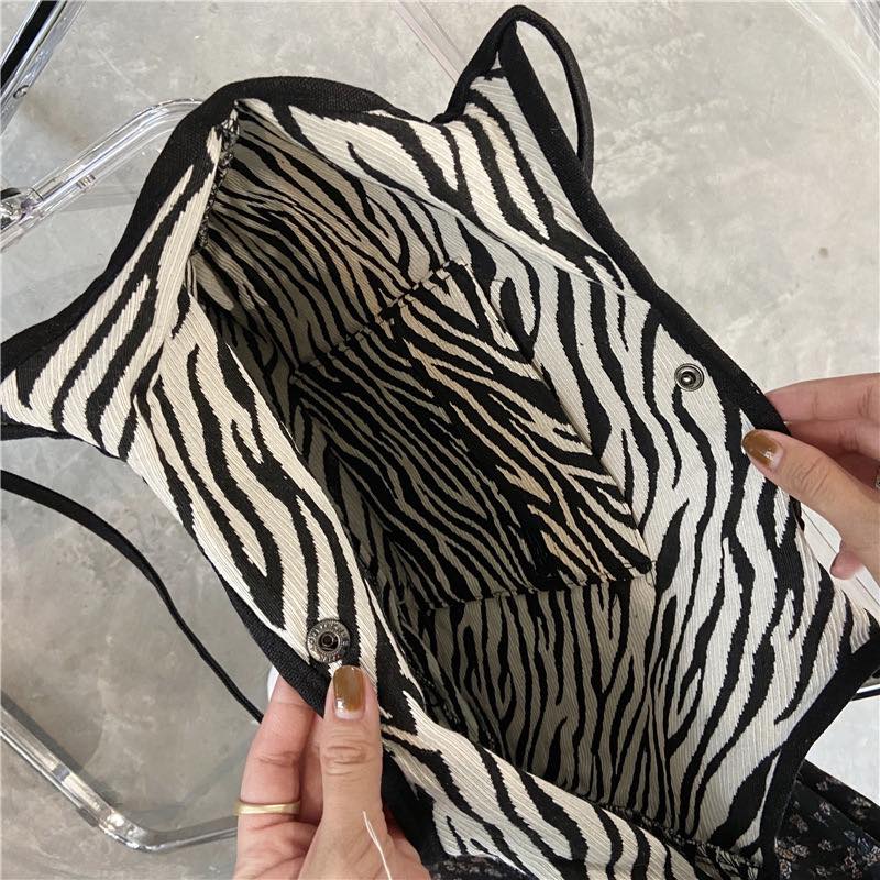 Túi vải canvas đẹp, đúng tiêu chuẩn, giá rẻ, chất lượng tại cơ sở may uy tín Trí Việt