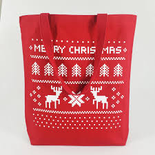 Chiếc túi xách vải canvas họa tiết noel không chỉ đẹp mà còn mang đến nhiều tiện ích cho người dùng
