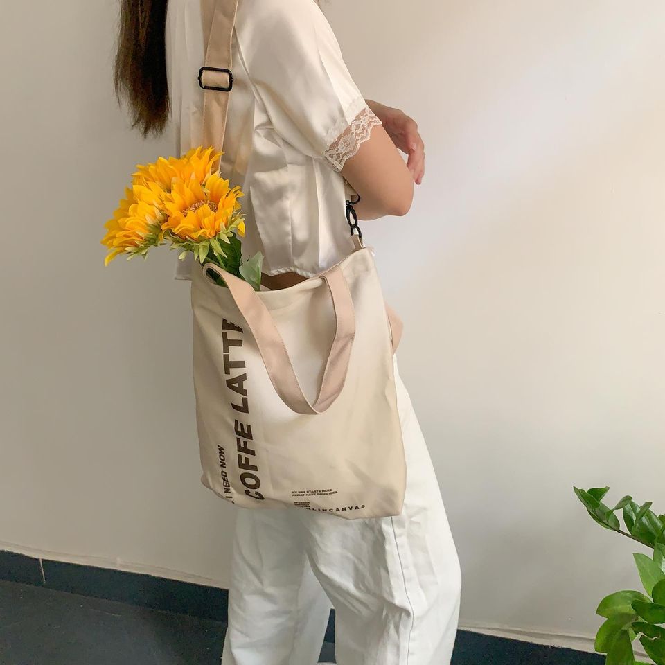 Biết cách tính giá túi vải canvas là khâu quan trọng cần thực hiện để tìm túi vừa tốt vừa đảm bảo chi phí ổn định.