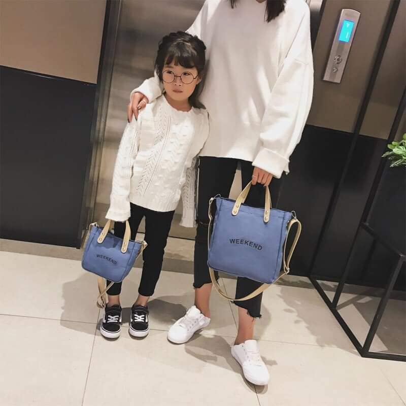 Set túi vải canvas cho mẹ và bé là cách để bạn khoe với cả thế giới về cô công chúa của mình thật thời trang và tiện dụng