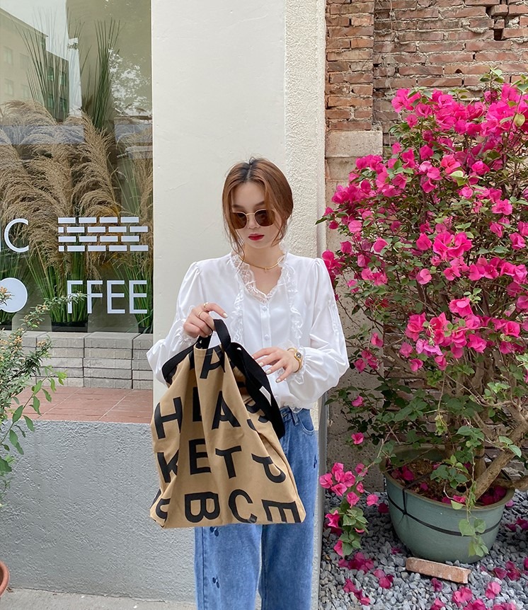 Túi vải canvas tại Trí Việt với thiết kế độc đáo, sáng tạo, mẫu mã đa dạng, chất lượng, giá cả cạnh tranh