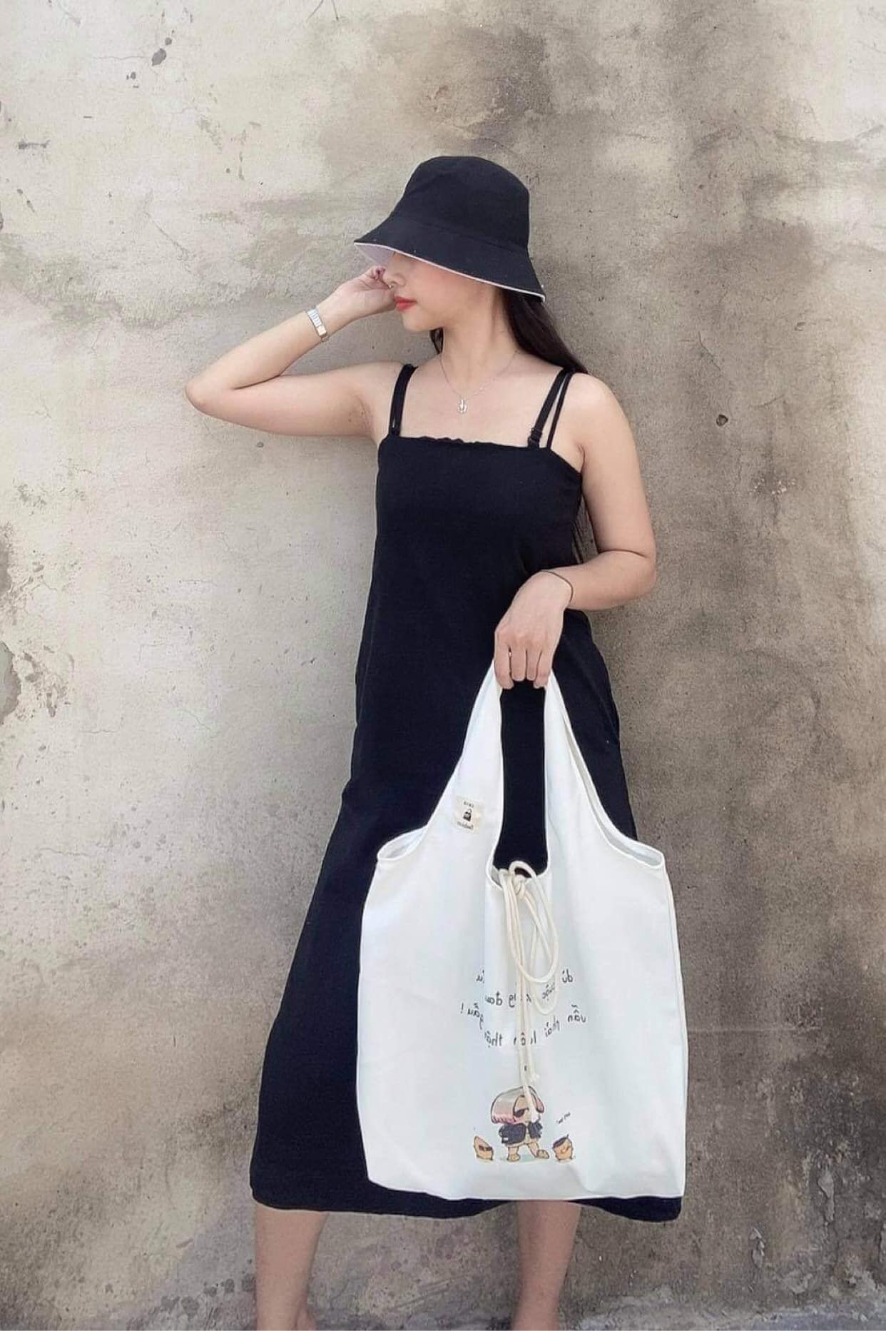 Túi xách canvas miệng túi cột dây lạ mắt giúp bạn khởi đầu ngày mới tự tin và tràn đầy năng lượng